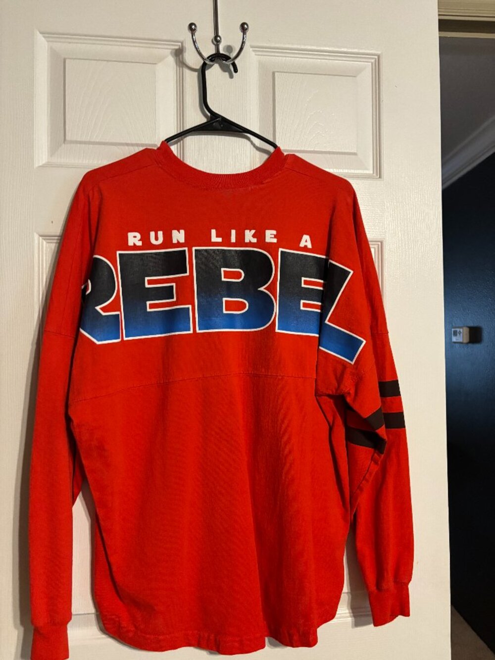 runDisney Star Wars Run Like a Rebel Spirit Jersey Size Medium